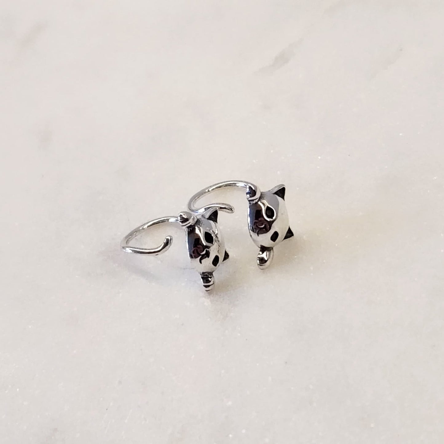 Fine and Yonder 0 Silver Lazy Cat Earrings
