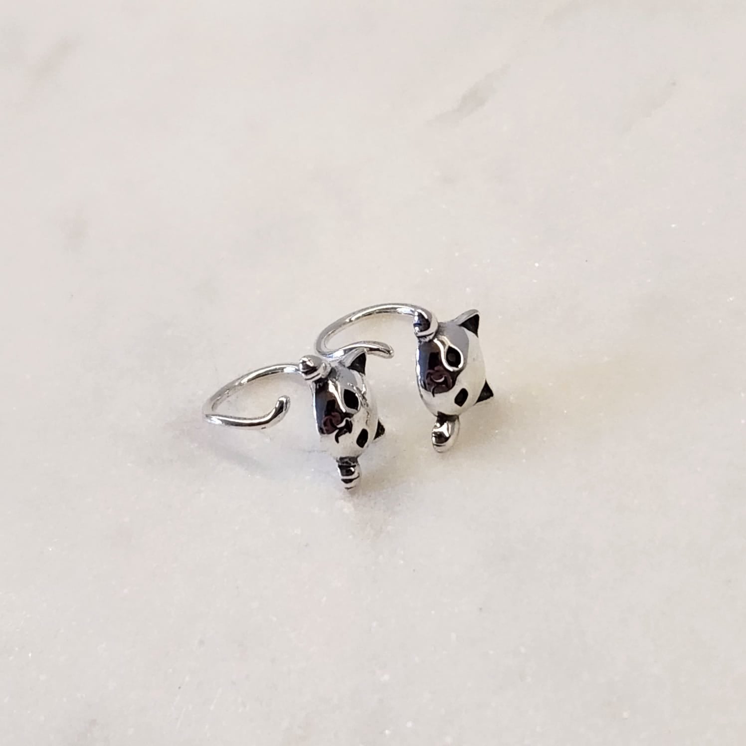 Fine and Yonder 0 Silver Lazy Cat Earrings