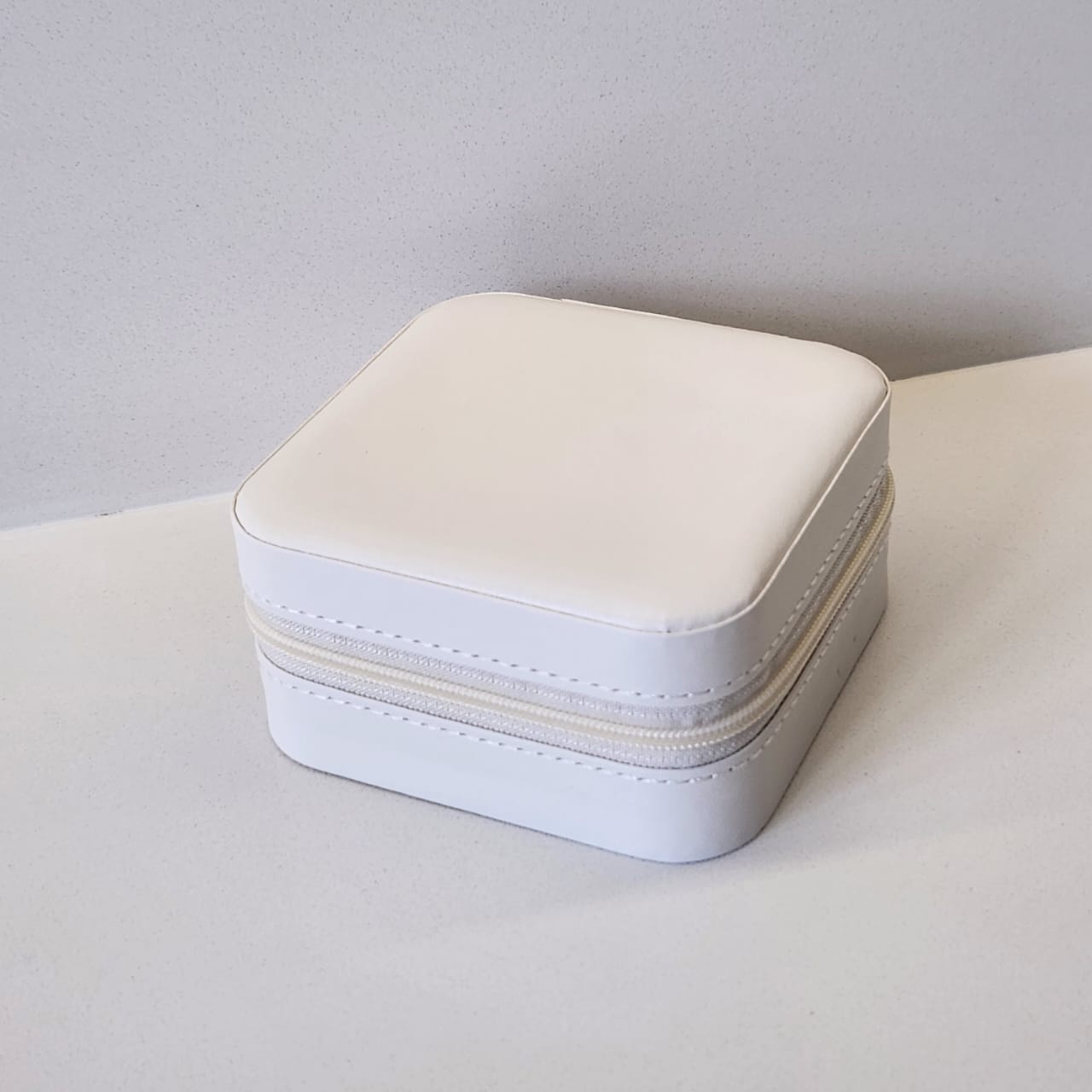 Fine and Yonder White Square Jewellery Box